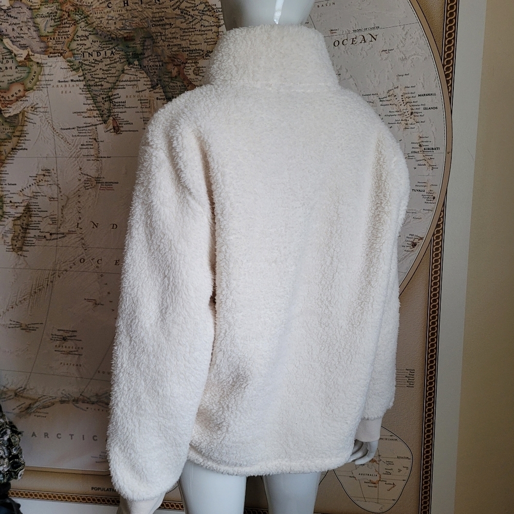 Calvin Klein ivory tan sherpa pullover gold snaps logo cabin core cozy casual L - Picture 11 of 11